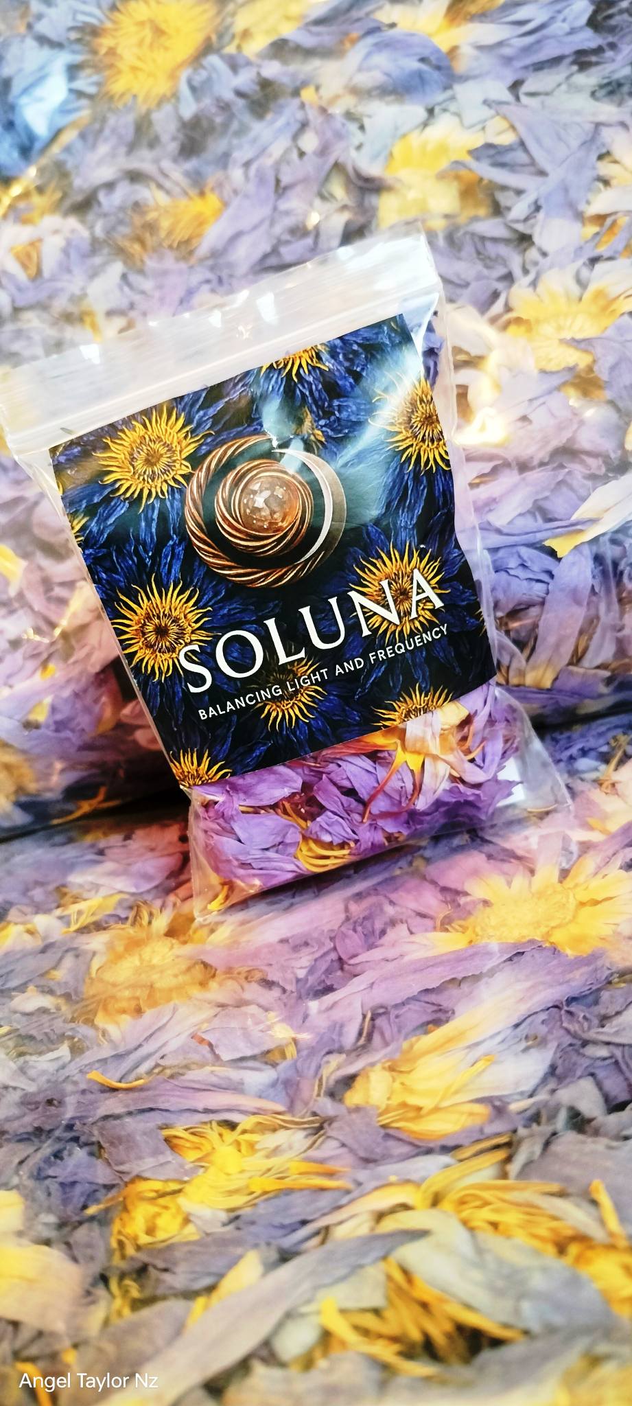 SOLUNA Blue Lotus Flower - shop_name Solunanz